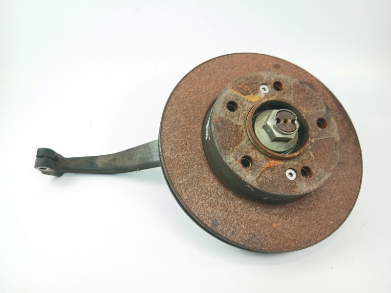 Recambio de mangueta delantera izquierda para ssangyong rodius i 2.7 xdi referencia OEM IAM   