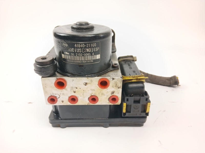 Recambio de abs para ssangyong rodius i 2.7 xdi referencia OEM IAM 4894021100  