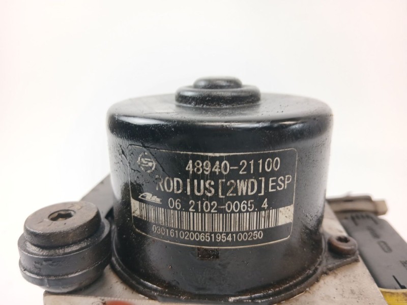 Recambio de abs para ssangyong rodius i 2.7 xdi referencia OEM IAM 4894021100  
