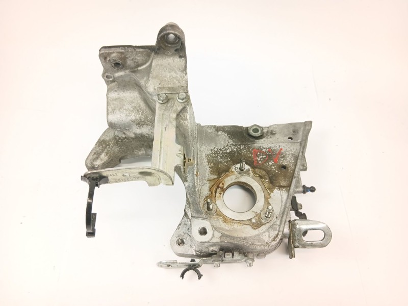 Recambio de soporte bomba inyeccion para opel vectra c gts (z02) 1.9 cdti (f68) referencia OEM IAM   