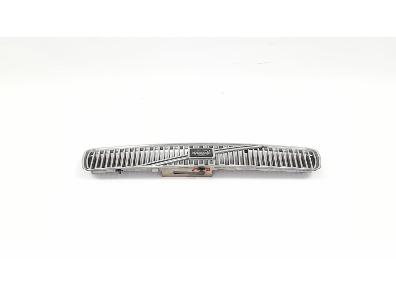Recambio de rejilla delantera para volvo serie 460 1.9 td referencia OEM IAM 467366  