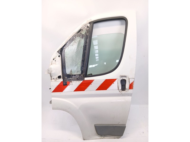 Recambio de puerta delantera izquierda para peugeot boxer caja/chasis 2.2 hdi 130 referencia OEM IAM   