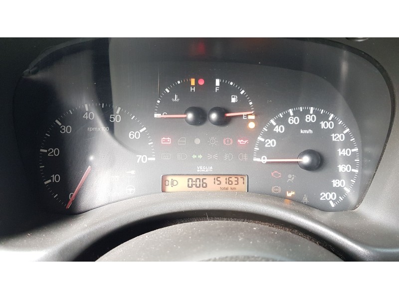 fiat punto (188_) del año 2003