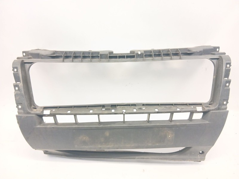 Recambio de paragolpes delantero para peugeot boxer caja/chasis 2.2 hdi 130 referencia OEM IAM 1305760070  