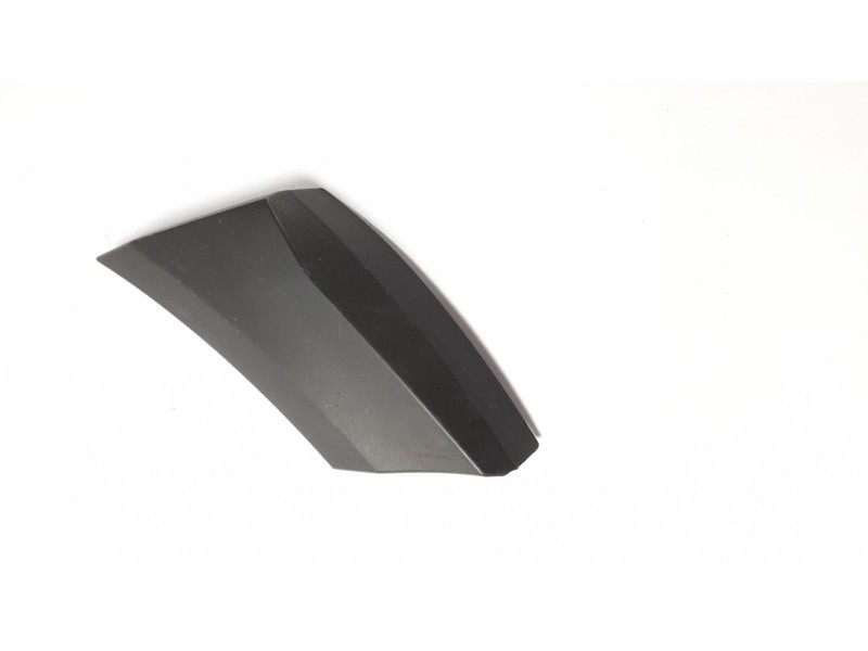 Recambio de molduras delanteras para mercedes sprinter 3,5-t furgón (906) 316 cdi referencia OEM IAM A9066902562  
