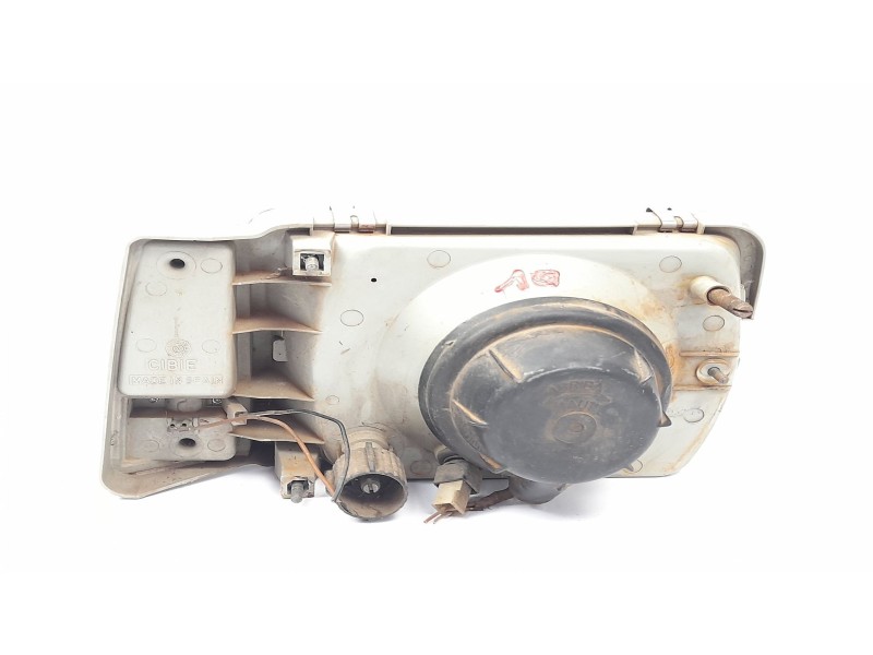 Recambio de faro izquierdo para seat marbella furgón (028a) 0.9 cat referencia OEM IAM 007405  