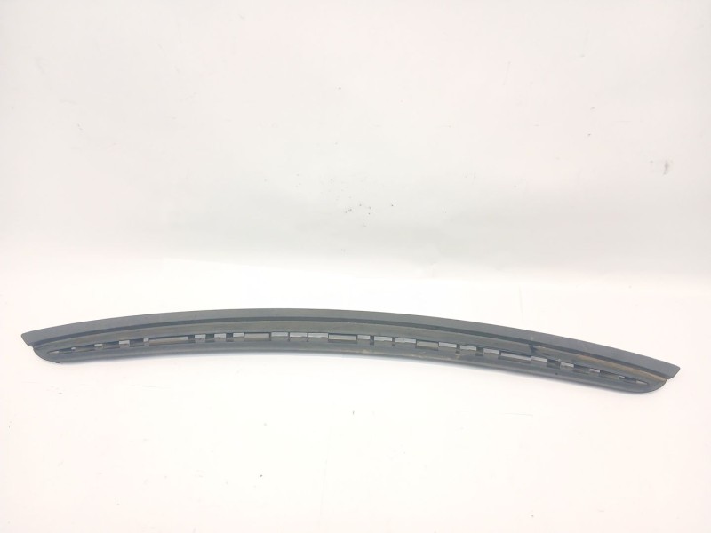 Recambio de rejilla delantera para peugeot boxer caja/chasis 2.2 hdi 130 referencia OEM IAM 1308181070  