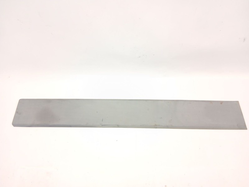 Recambio de moldura para peugeot boxer caja/chasis 2.2 hdi 130 referencia OEM IAM 1306606070  