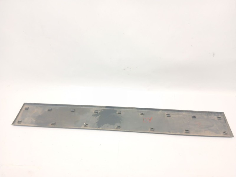 Recambio de moldura para peugeot boxer caja/chasis 2.2 hdi 130 referencia OEM IAM 1306606070  