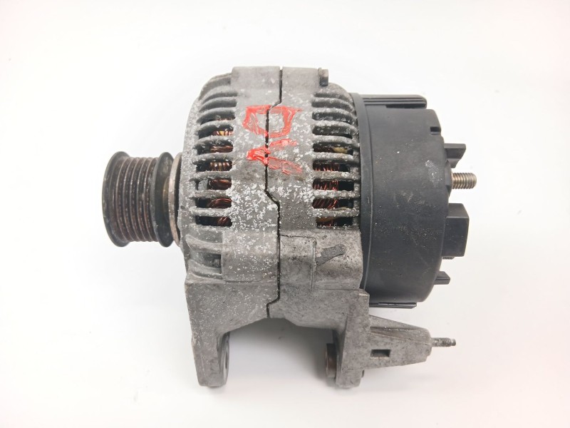 Recambio de alternador para audi 80 b4 sedán (8c2) 1.9 tdi referencia OEM IAM 028903025  