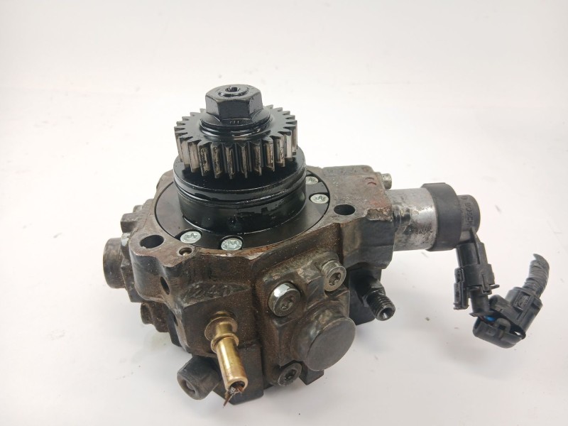Recambio de bomba inyeccion para nissan qashqai i van (j10) 1.6 dci referencia OEM IAM 0445010250  