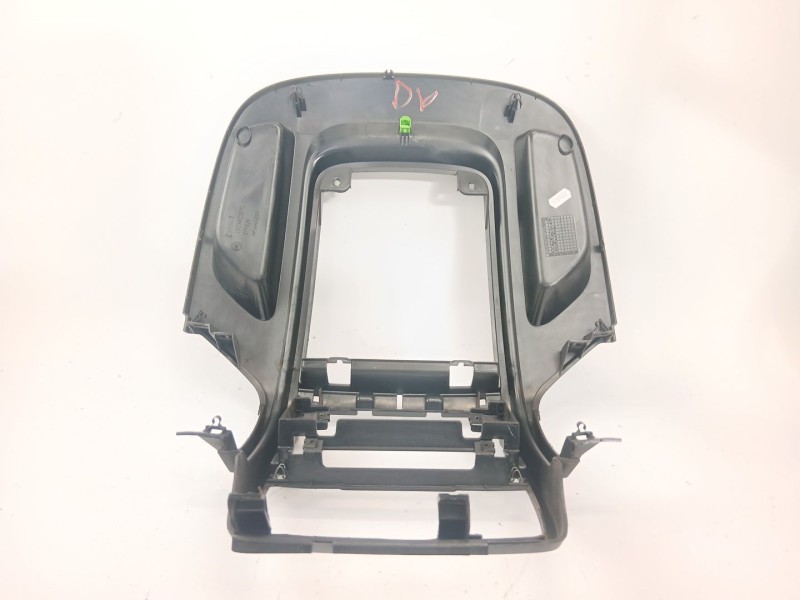 Recambio de consola central para peugeot boxer caja/chasis 2.2 hdi 130 referencia OEM IAM 1313422070  