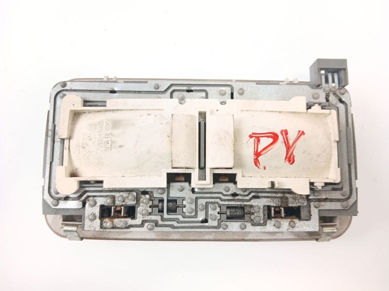 Recambio de luz interior para peugeot boxer caja/chasis 2.2 hdi 130 referencia OEM IAM 735244963  