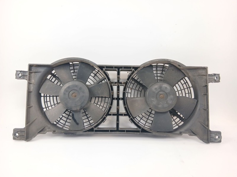 Recambio de electroventilador para ssangyong rodius i 2.7 xdi referencia OEM IAM 8821021050  