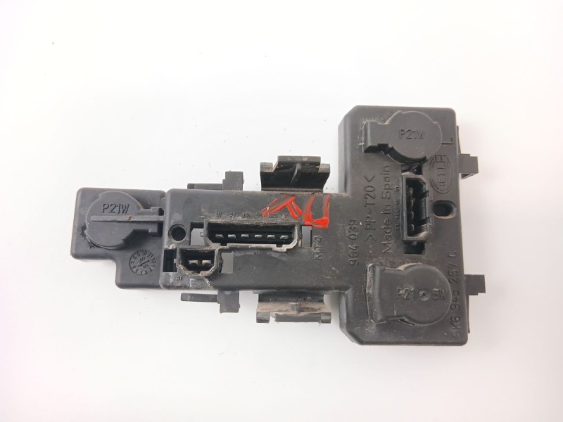 Recambio de portalamparas para seat ibiza ii (6k1) 1.9 sdi referencia OEM IAM 6K6945257  