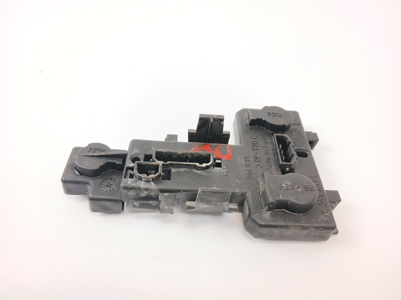Recambio de portalamparas para seat ibiza ii (6k1) 1.9 sdi referencia OEM IAM 6K6945257  