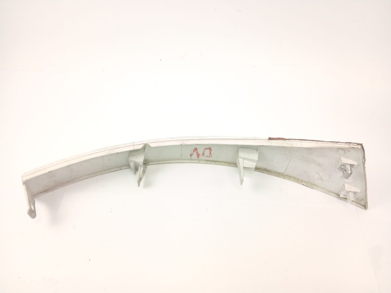 Recambio de moldura para peugeot boxer caja/chasis 2.2 hdi 130 referencia OEM IAM 1306528070  