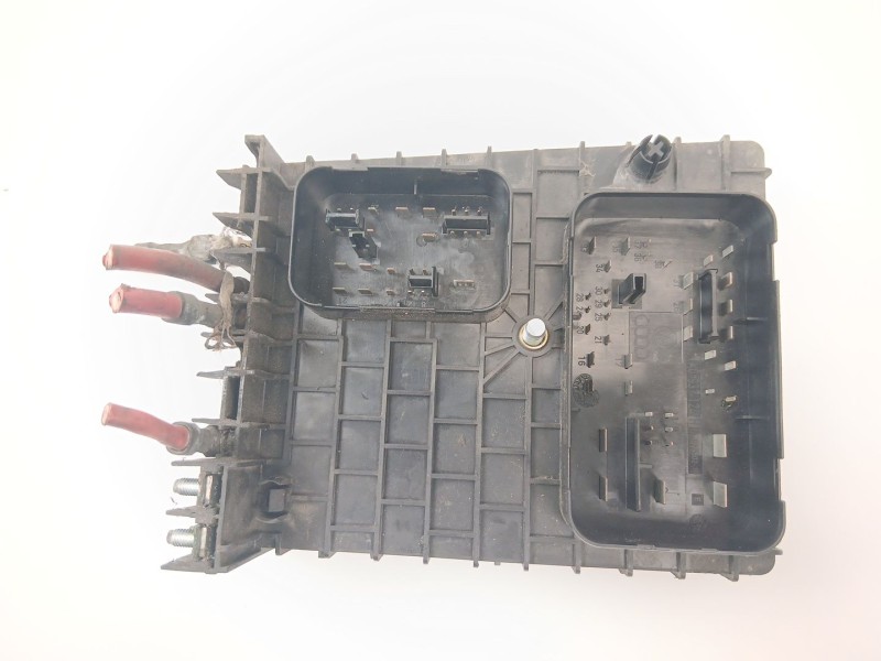 Recambio de caja reles / fusibles para volkswagen golf v (1k1) 2.0 tdi 16v referencia OEM IAM   
