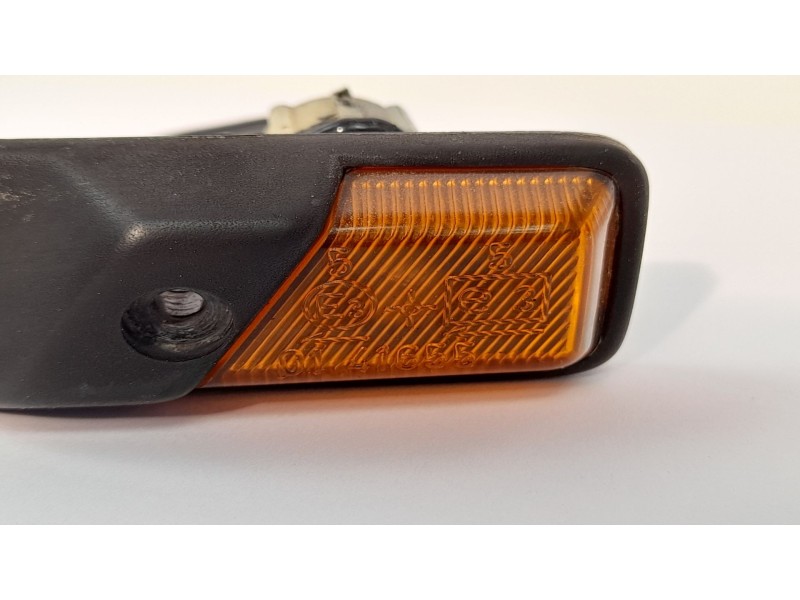 Recambio de piloto lateral izquierdo para volvo serie 460 1.9 td referencia OEM IAM 0141655  