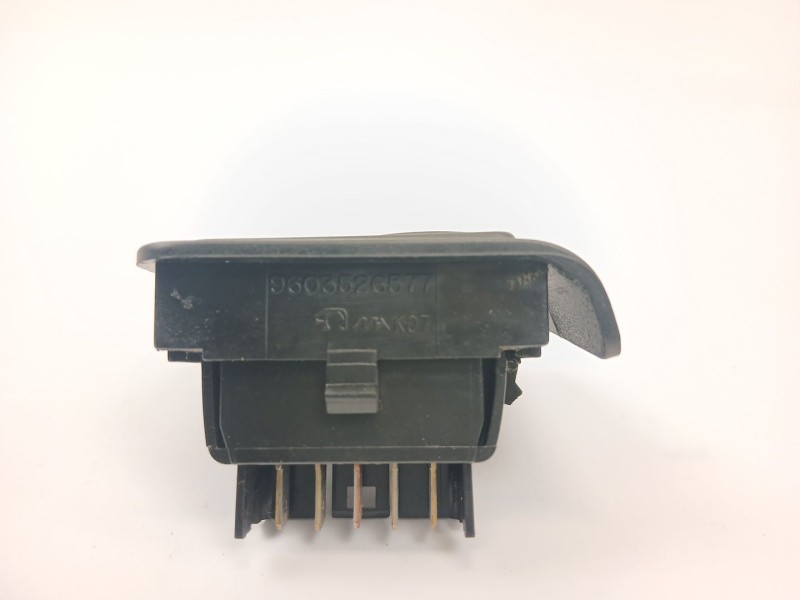 Recambio de mando elevalunas delantero derecho para citroën zx (n2) 1.9 d referencia OEM IAM 9603526577  