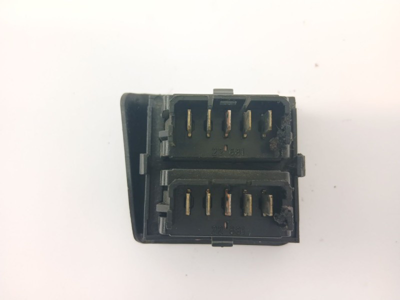 Recambio de mando elevalunas delantero izquierdo para citroën zx (n2) 1.9 d referencia OEM IAM 9603526477  