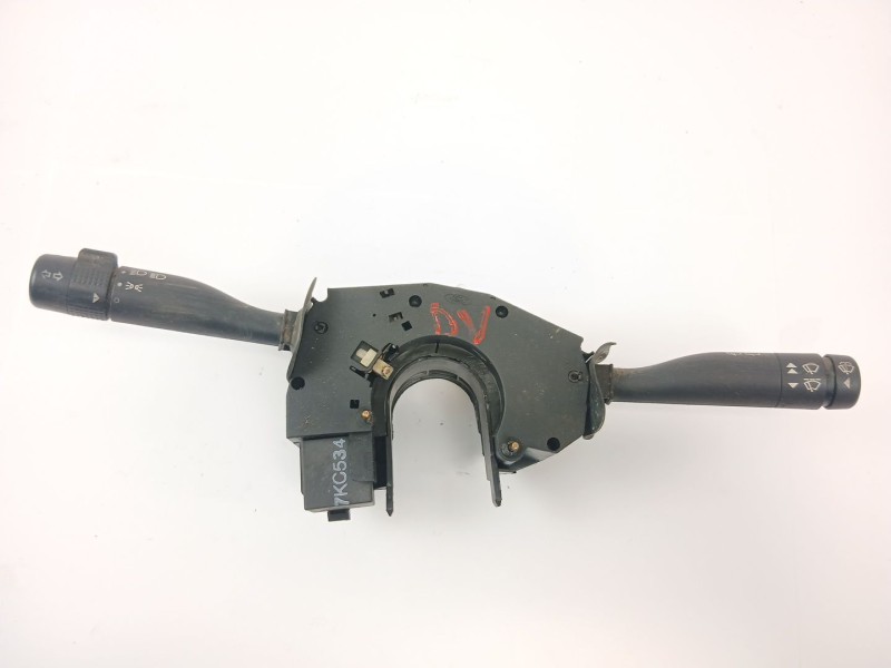 Recambio de mando volante para ford fiesta iv (ja_, jb_) 1.8 d referencia OEM IAM   