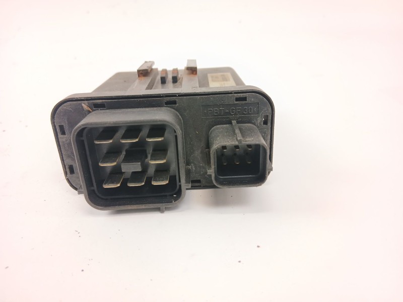 Recambio de rele para rover 200 ii hatchback (rf) 220 d/sd referencia OEM IAM YWB100970  