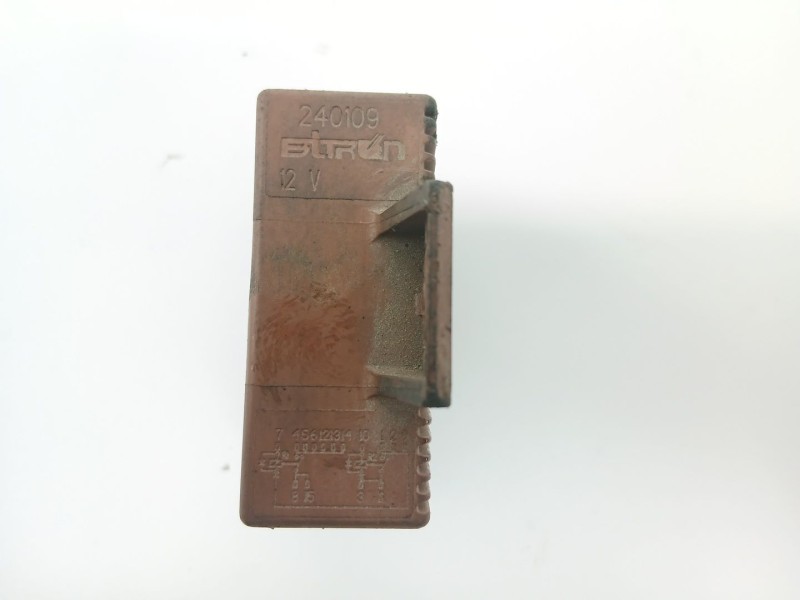 Recambio de rele para citroën xsara (n1) 2.0 hdi 90 referencia OEM IAM 240109  
