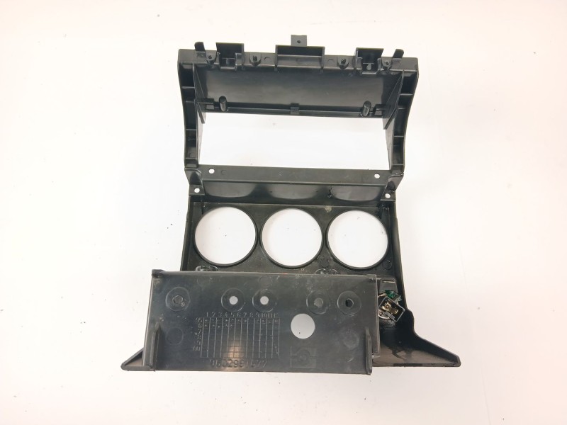 Recambio de consola central para citroën zx (n2) 1.9 d referencia OEM IAM 9602991677  