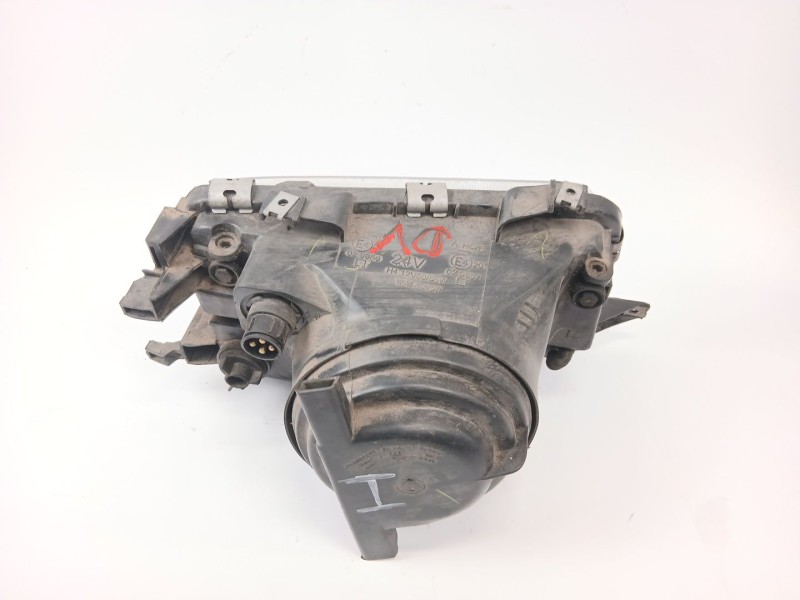 Recambio de faro izquierdo para audi 80 b4 sedán (8c2) 1.9 tdi referencia OEM IAM 084411131L  