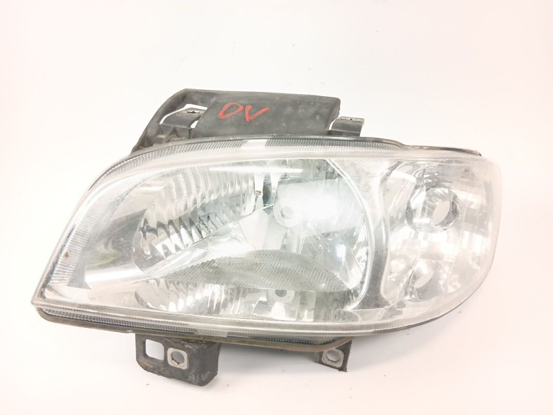 Recambio de faro izquierdo para seat ibiza ii (6k1) 1.9 sdi referencia OEM IAM   