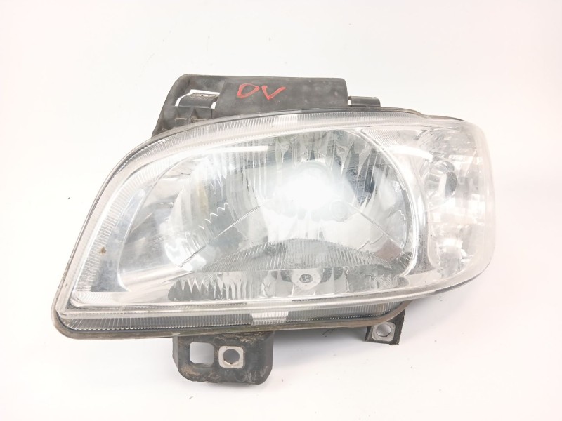 Recambio de faro izquierdo para seat ibiza ii (6k1) 1.9 sdi referencia OEM IAM   