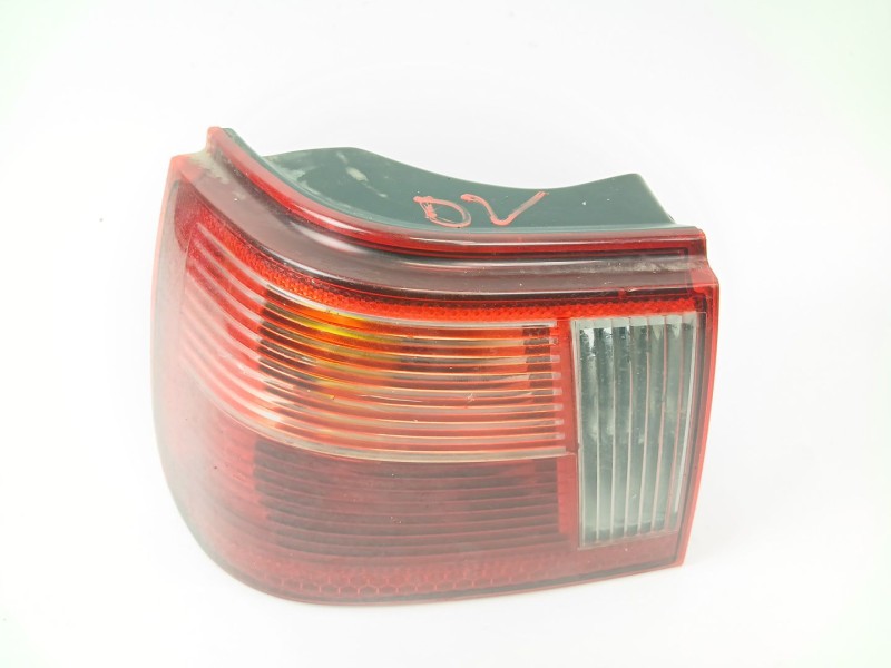 Recambio de piloto trasero izquierdo para seat ibiza ii (6k1) 1.9 sdi referencia OEM IAM 6K6945257  