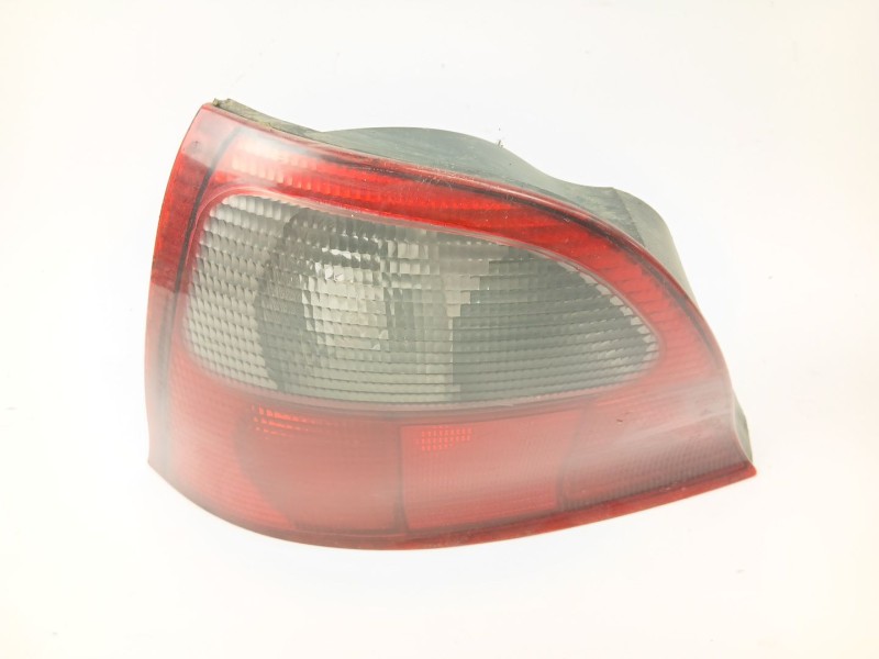 Recambio de piloto trasero izquierdo para rover 200 ii hatchback (rf) 220 d/sd referencia OEM IAM   