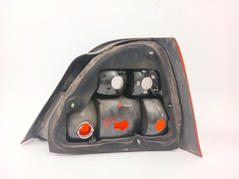 Recambio de piloto trasero izquierdo para rover 200 ii hatchback (rf) 220 d/sd referencia OEM IAM   