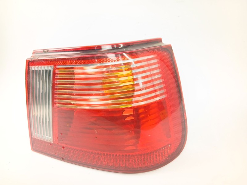 Recambio de piloto trasero derecho para seat ibiza ii (6k1) 1.9 sdi referencia OEM IAM 6K6945258  
