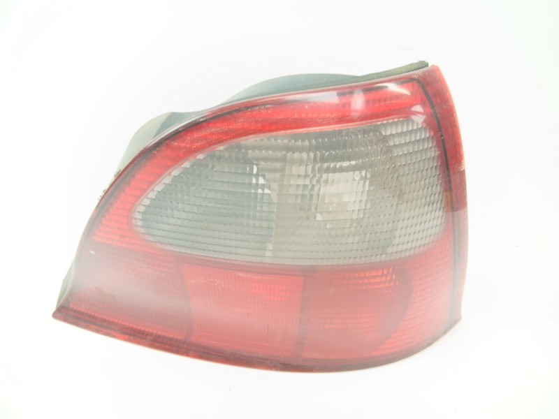 Recambio de piloto trasero derecho para rover 200 ii hatchback (rf) 220 d/sd referencia OEM IAM   