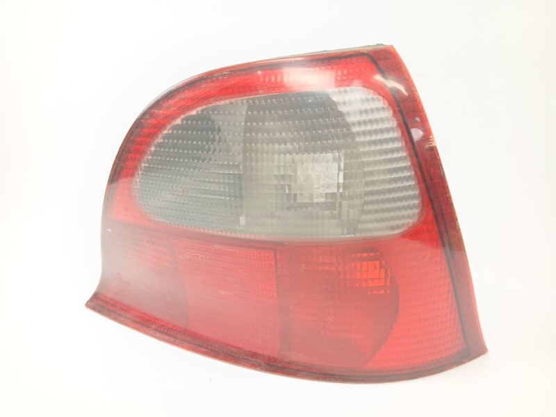 Recambio de piloto trasero derecho para rover 200 ii hatchback (rf) 220 d/sd referencia OEM IAM   