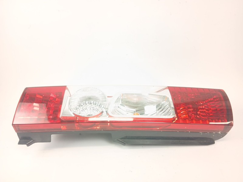Recambio de piloto trasero izquierdo para peugeot boxer caja/chasis 2.2 hdi 130 referencia OEM IAM 085521926L  
