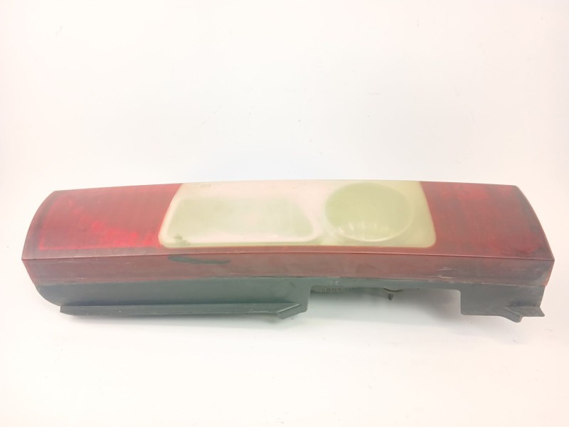 Recambio de piloto trasero derecho para peugeot boxer caja/chasis 2.2 hdi 130 referencia OEM IAM   