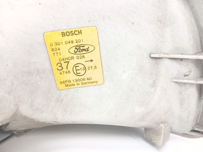Recambio de faro izquierdo para ford fiesta iv (ja_, jb_) 1.8 d referencia OEM IAM 0301049201  