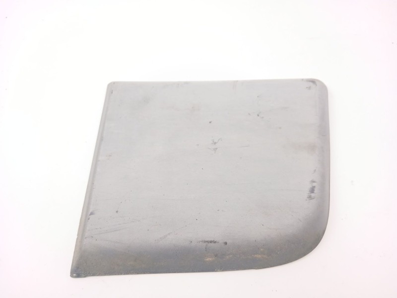 Recambio de moldura para peugeot boxer caja/chasis 2.2 hdi 130 referencia OEM IAM 1306611070  