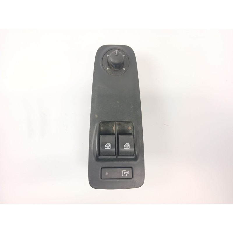 Recambio de mando elevalunas delantero izquierdo para peugeot boxer caja/chasis 2.2 hdi 130 referencia OEM IAM B569  