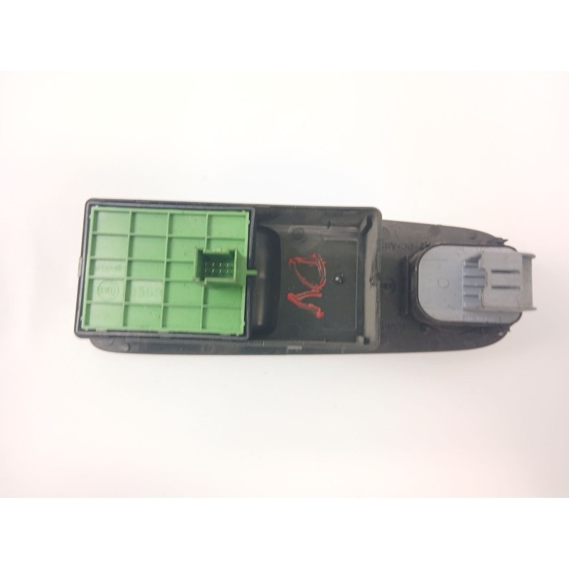 Recambio de mando elevalunas delantero izquierdo para peugeot boxer caja/chasis 2.2 hdi 130 referencia OEM IAM B569  