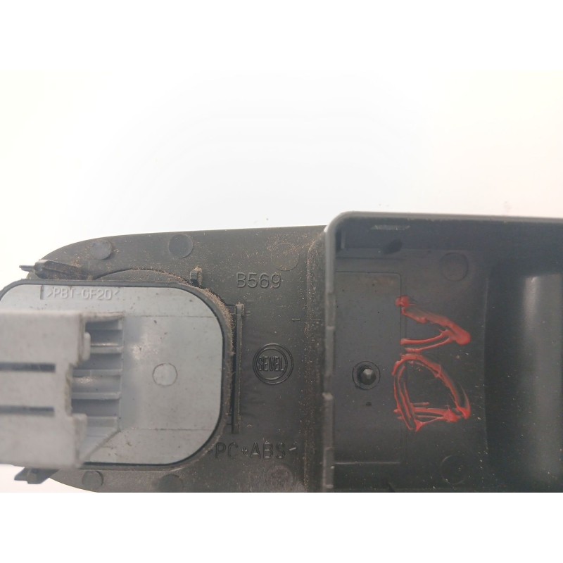 Recambio de mando elevalunas delantero izquierdo para peugeot boxer caja/chasis 2.2 hdi 130 referencia OEM IAM B569  