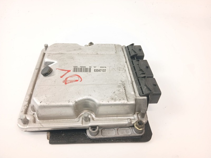 Recambio de centralita motor uce para peugeot 307 break (3e) 2.0 hdi 110 referencia OEM IAM T5C9S  