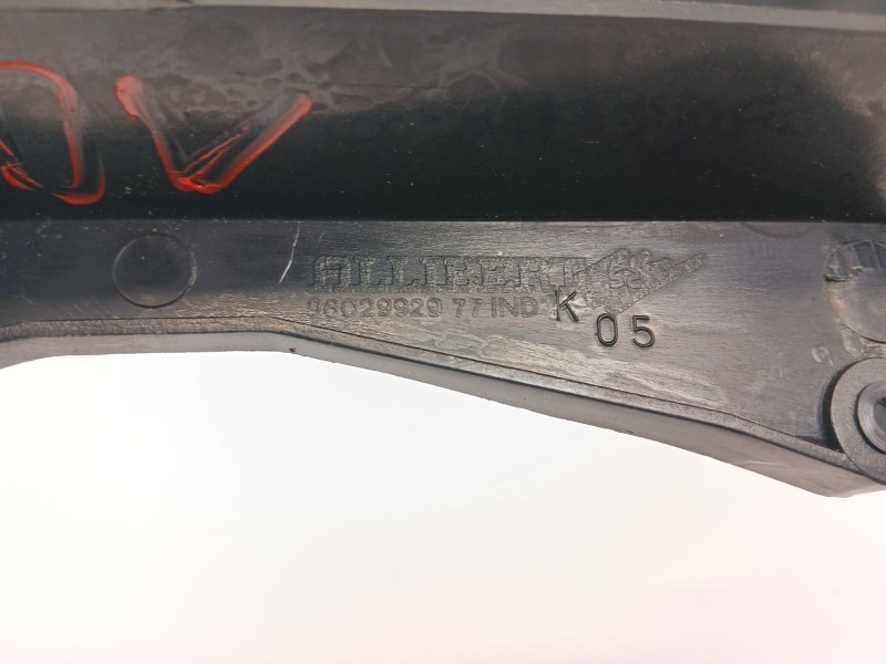 Recambio de moldura para citroën zx (n2) 1.9 d referencia OEM IAM 9602992977  