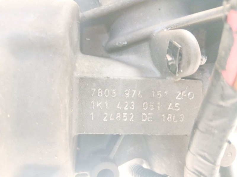 Recambio de cremallera direccion para volkswagen golf v (1k1) 2.0 tdi 16v referencia OEM IAM 7805974151  