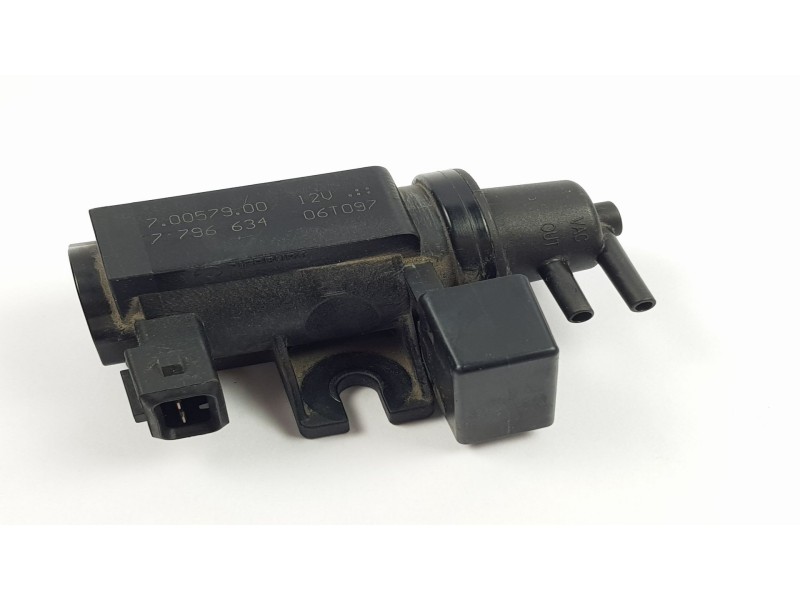 Recambio de valvula aire adicional para bmw serie 1 berlina (e81/e87) 120d referencia OEM IAM 70057900 7796634 