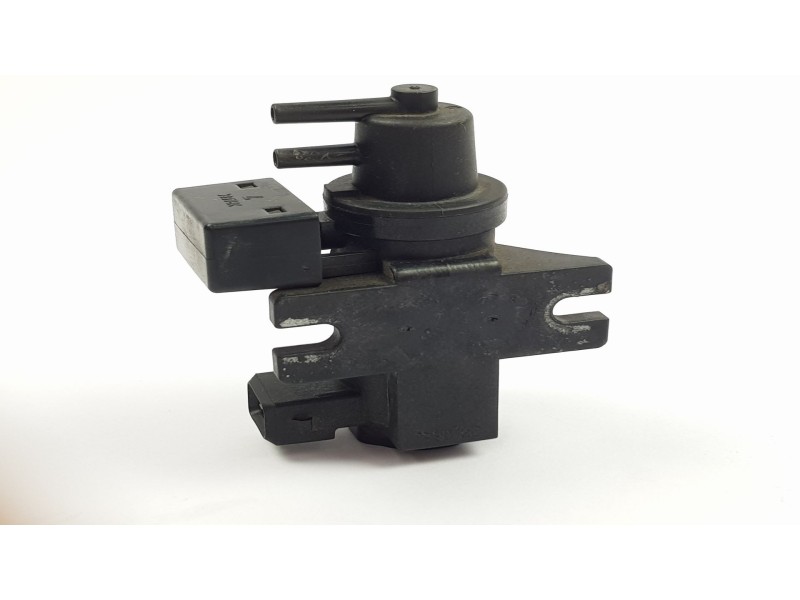 Recambio de valvula aire adicional para bmw serie 1 berlina (e81/e87) 120d referencia OEM IAM 70057900 7796634 